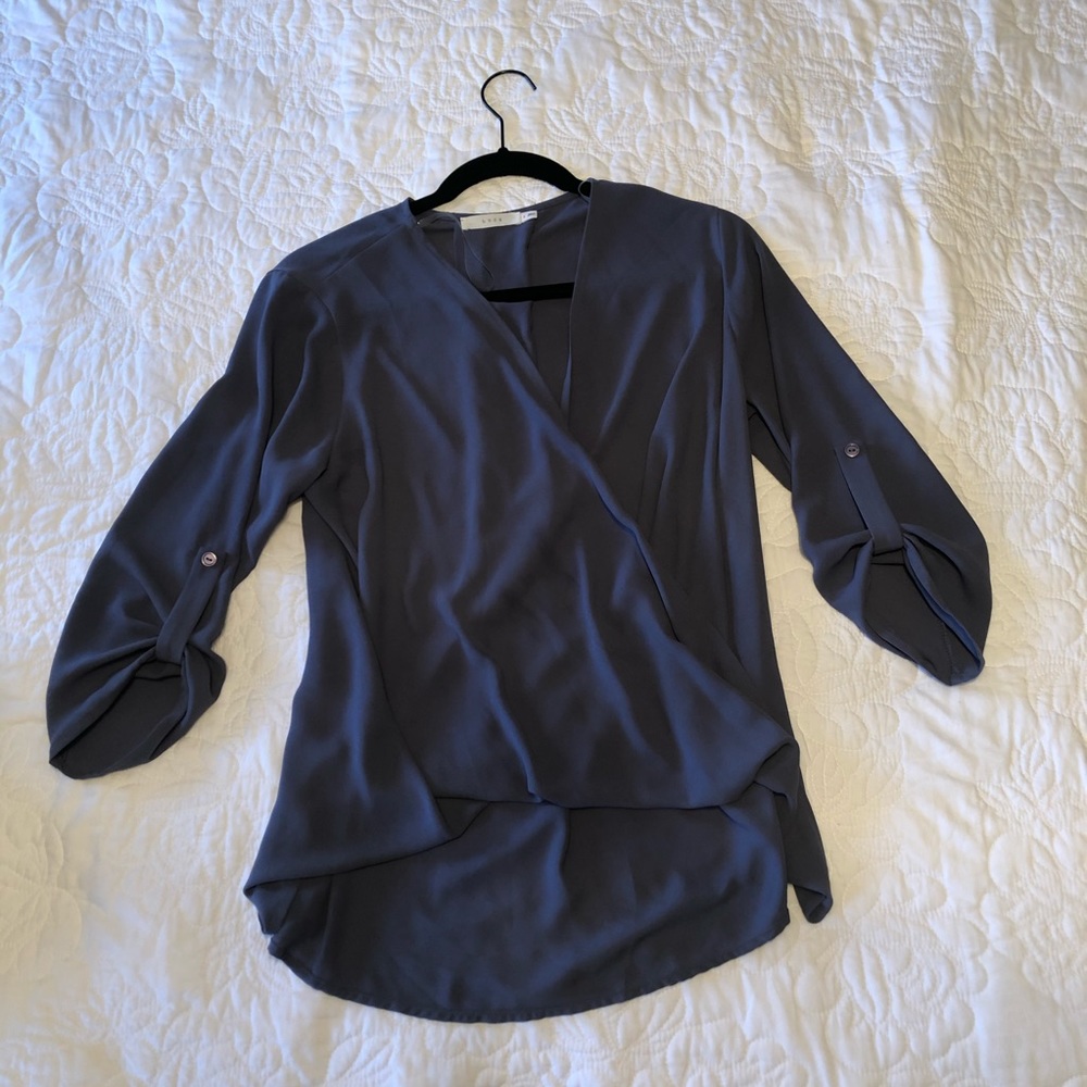 Lush V- neck high low top